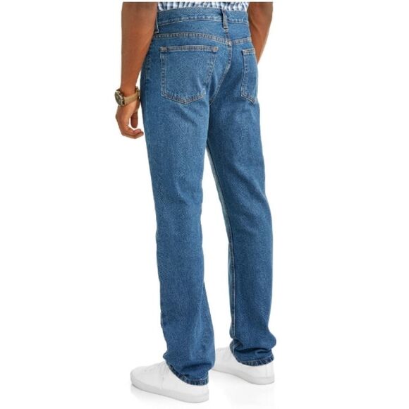 Men's Big & Tall Regular Fit Jean - Picture 2 of 11